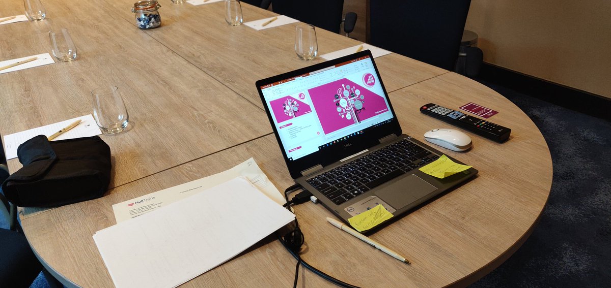 All set for GetDeafAware with Hull Trains - looking forward to a good days training. #GetDeafAware #access <a href="/SignatureDeaf/">Signature</a>