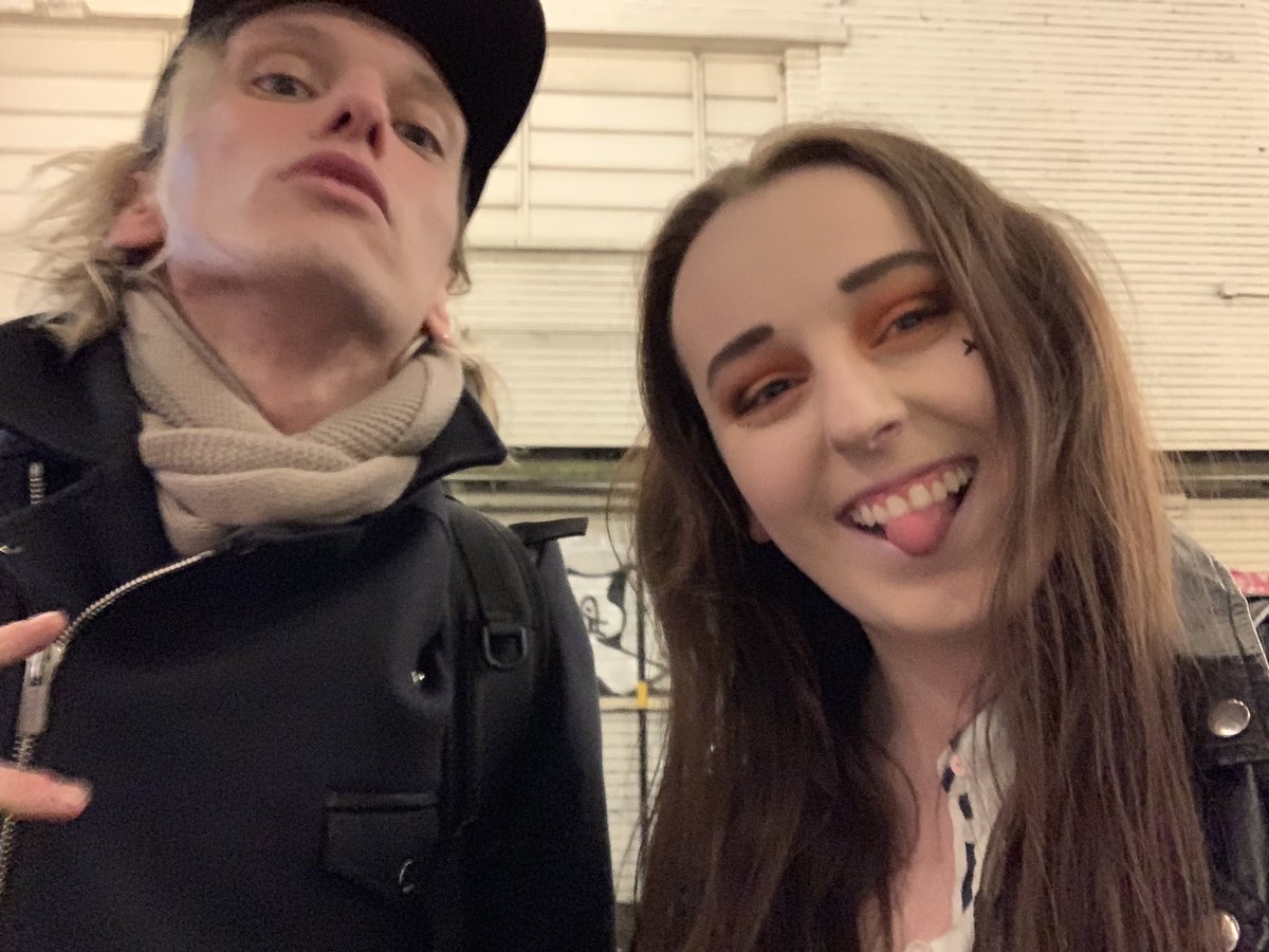 LetterToBower's tweet photo. @Jamiebower Thank you for an amazing night and helping me meet so many new people https://t.co/IqZbGmoOMq
