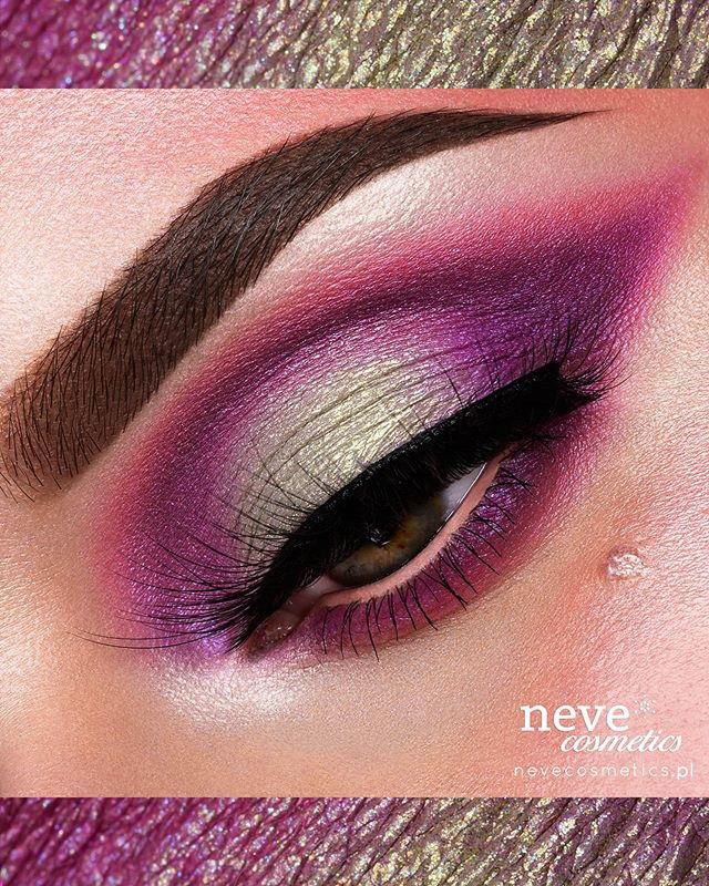 Verdissimi_com's tweet photo. Za oknem szaro, ale my się nie dajemy!
Makijaż wykonany paletą cieni Harajuku Memoir Neve Cosmetics. https://t.co/2NLm5X7ac2
A Wy w jakim jesteście nastroju?
#makijaż #twarz #oczy #NeveCosmetics #sklepVerdissimi #swatche #paleta #cienie #róże #puder https://t.co/reDdmdEtXI