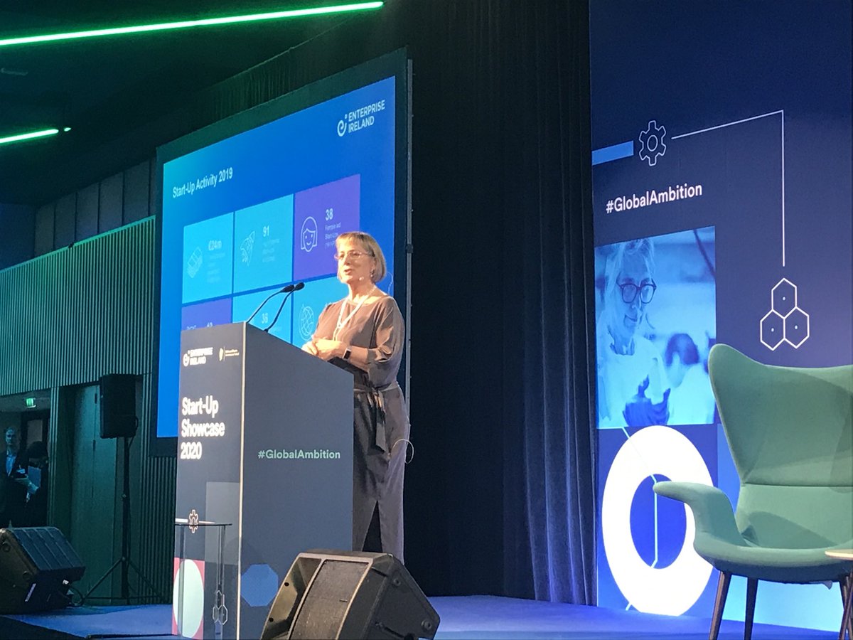 Lisa Dillon tweet media