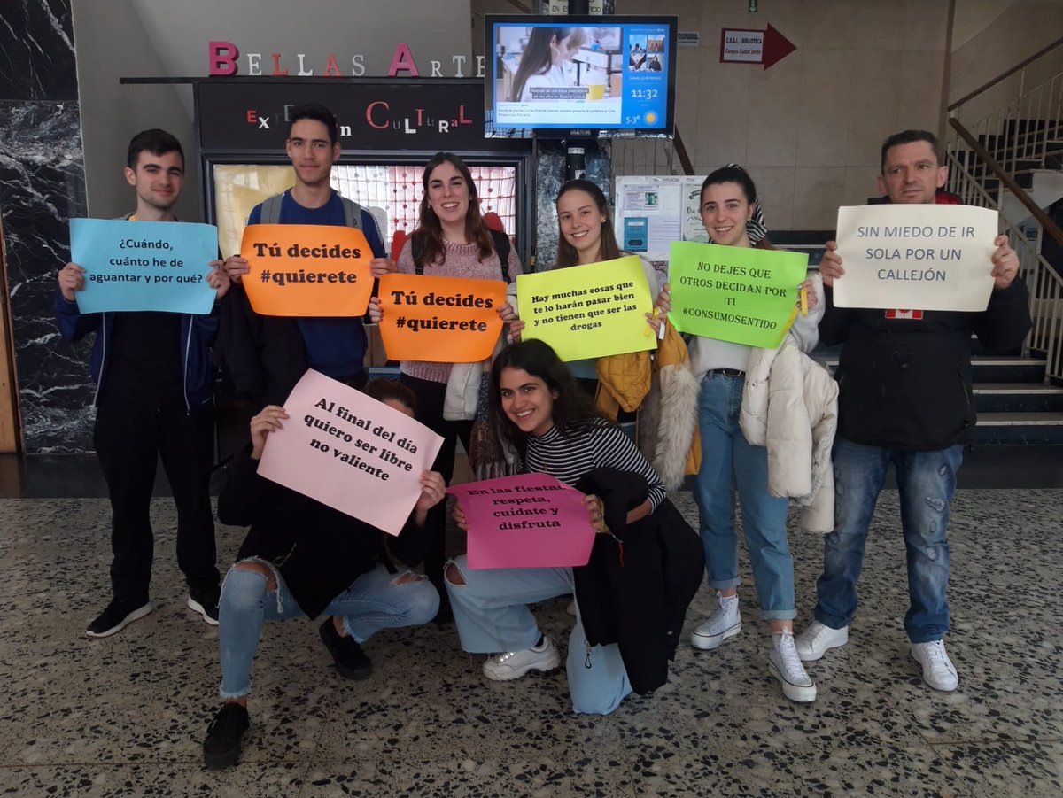 sas_usal's tweet photo. Muchas gracias a todas las personas que se implicaron y participaron este #jueves pasado en nuestras campañas de sensibilización por unas fiestas sin agresiones y por un consumo responsable!!!
#ConsumoSentido
#CONTROLAtuconsumo
#Noagresiones
#FelizMartes https://t.co/wJ4NAtmh7L