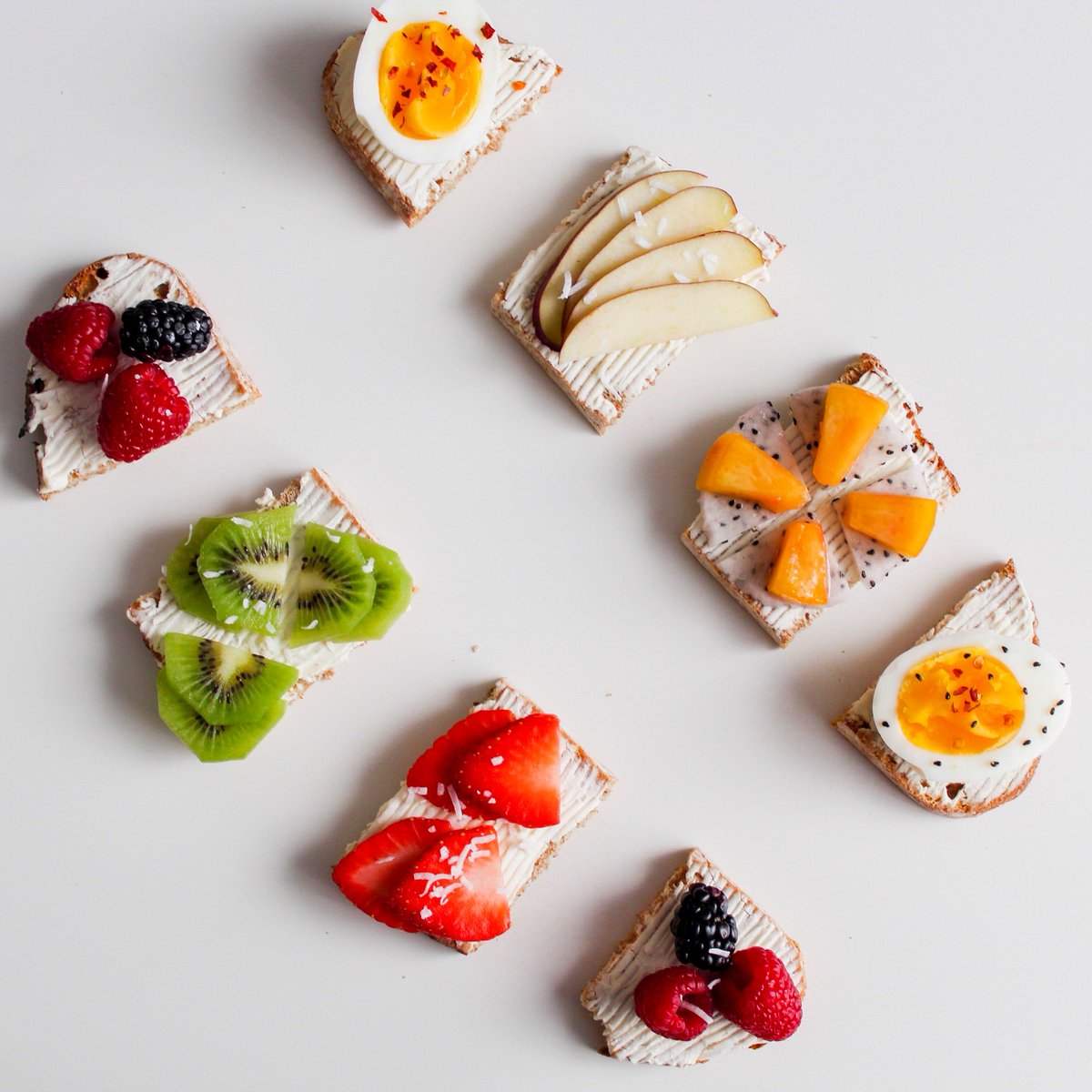 Need better pictures of your stock for your website? Own a DSLR? Why not try our Product Photography course on Tuesday, 10th March with tutor Andrew Williams. Website link in bio 👆