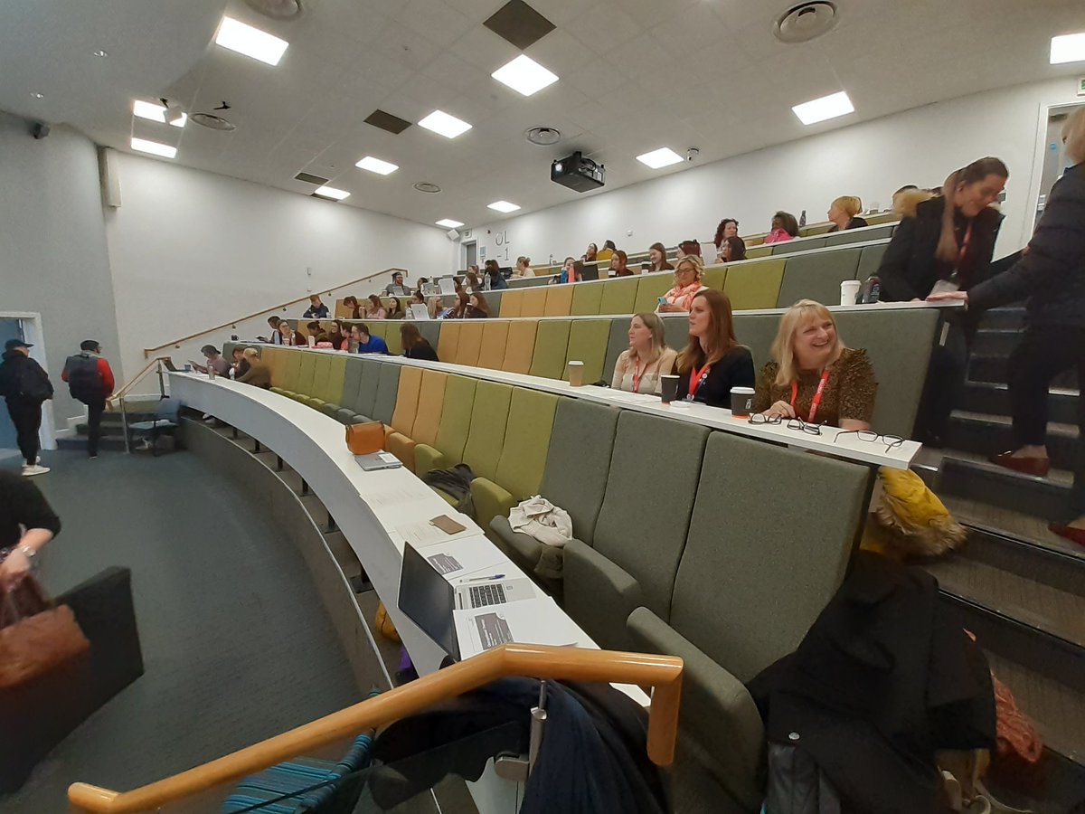 Getting ready for OT careers day @DerbyUni @DerbyOT lecture theatre filling up nicely. Introducing students to Preceptorship @CPF_DCHS @DCHStrust @PeopleDevNHS