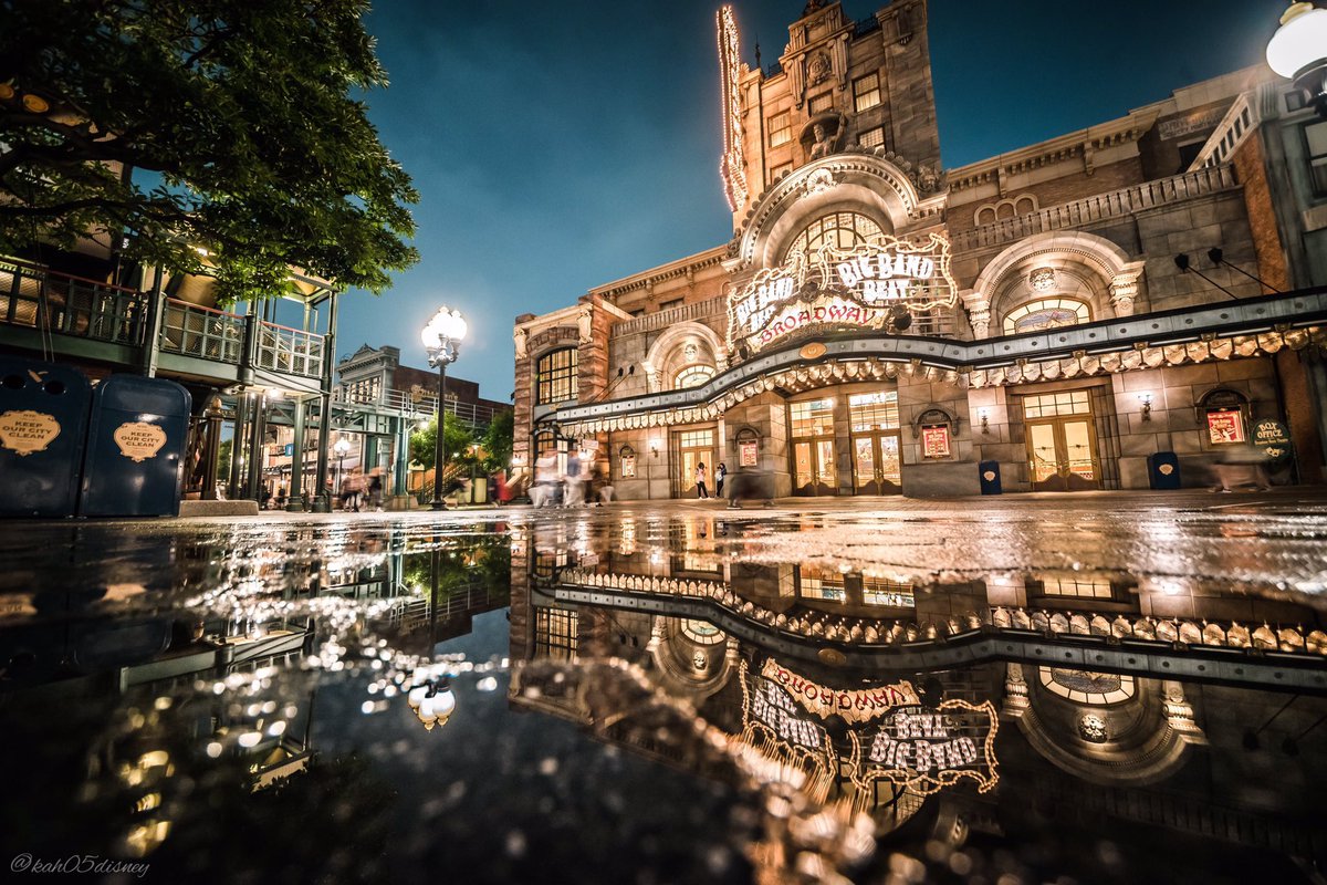 yeskiri's tweet photo. 雨上がりのディズニーシーは最高。 https://t.co/fcOOJpctKU