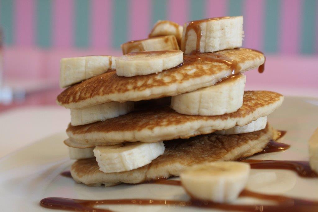 BUY ONE GET ONE FREE ON ALL PANCAKES TODAY AT 7 HOTEL DINER! Make sure you show this offer to receive the discount😋