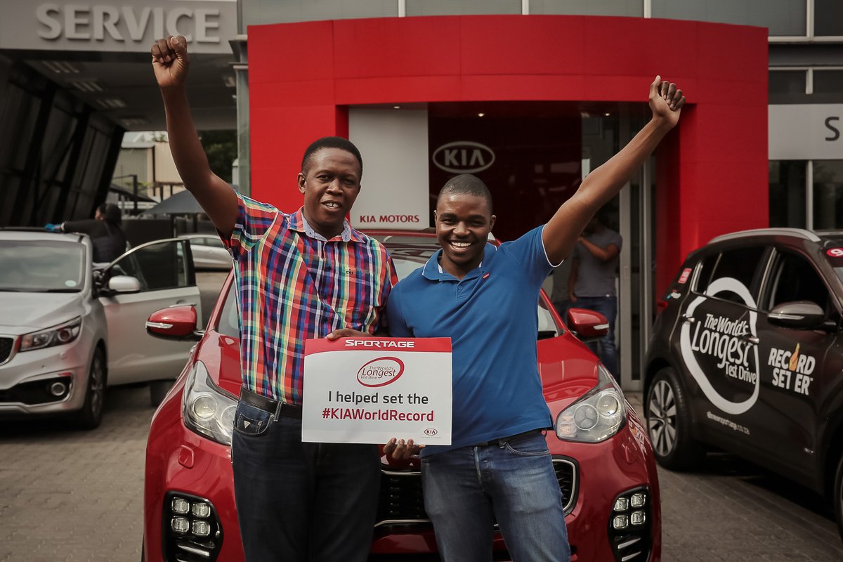 MobileMediaMob's tweet photo. 12x KIA Sportages. 3000+km across South Africa. Dozens of drivers. 7 days. And 1 record set: The World’s Longest Test-Drive. What a campaign to be a part of! Thanks @kiamotorssa and ECHO.
#kia #kiasportage #MobileMediaMob #MMMob #SouthAfricanRoadTrip #WorldsLongestTestDrive https://t.co/jbvkYvKUsk