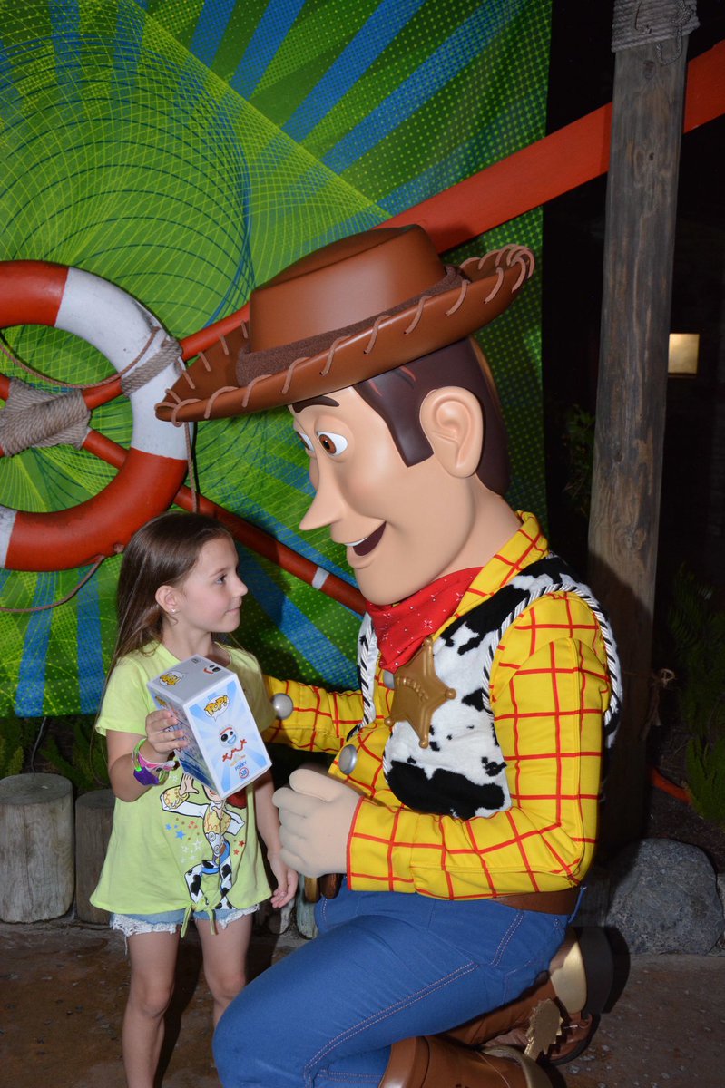 TheBakerFamily2's tweet photo. When woody is just as impressed with tour funk collection as youโre ๐ #FunkoPop #ToyStory #h2oglow #disney https://t.co/KTigkKyNLk