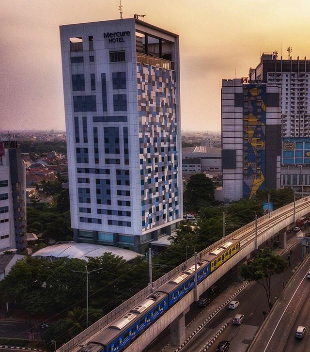 When the sun has set, no candle can replace it.
—
📷 by @youdie_boriel —
#mercuresimatupang #accorhotels #all #jakarta ift.tt/2VmOmDU