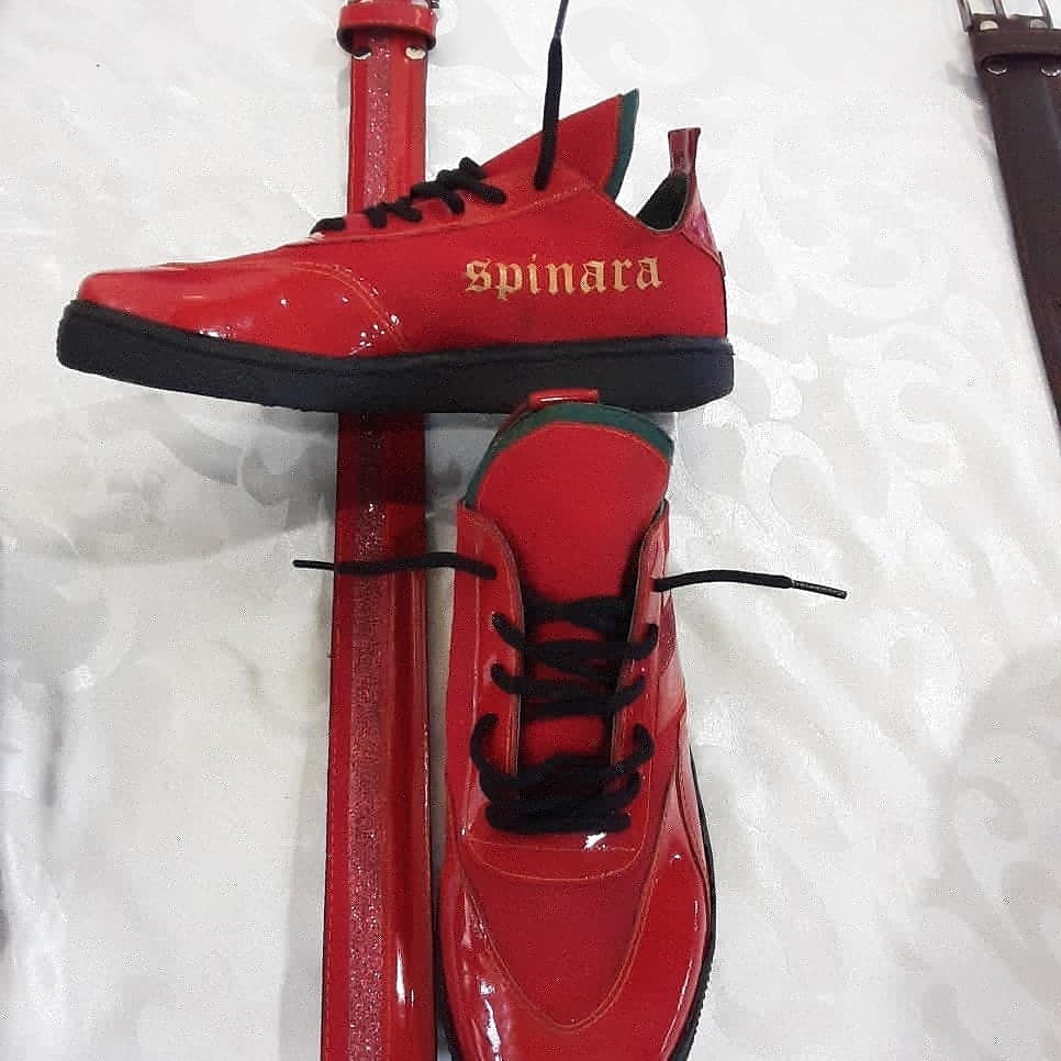 ItumelengModib9's tweet photo. Spinara handcrafted leather shoes and belts support  local# @djsbu @JoinUsForTEA @SammyMhaule If you can match shoes with belts, you can as well match words with actions. 073 740 3120 https://t.co/TytGz5EpBx