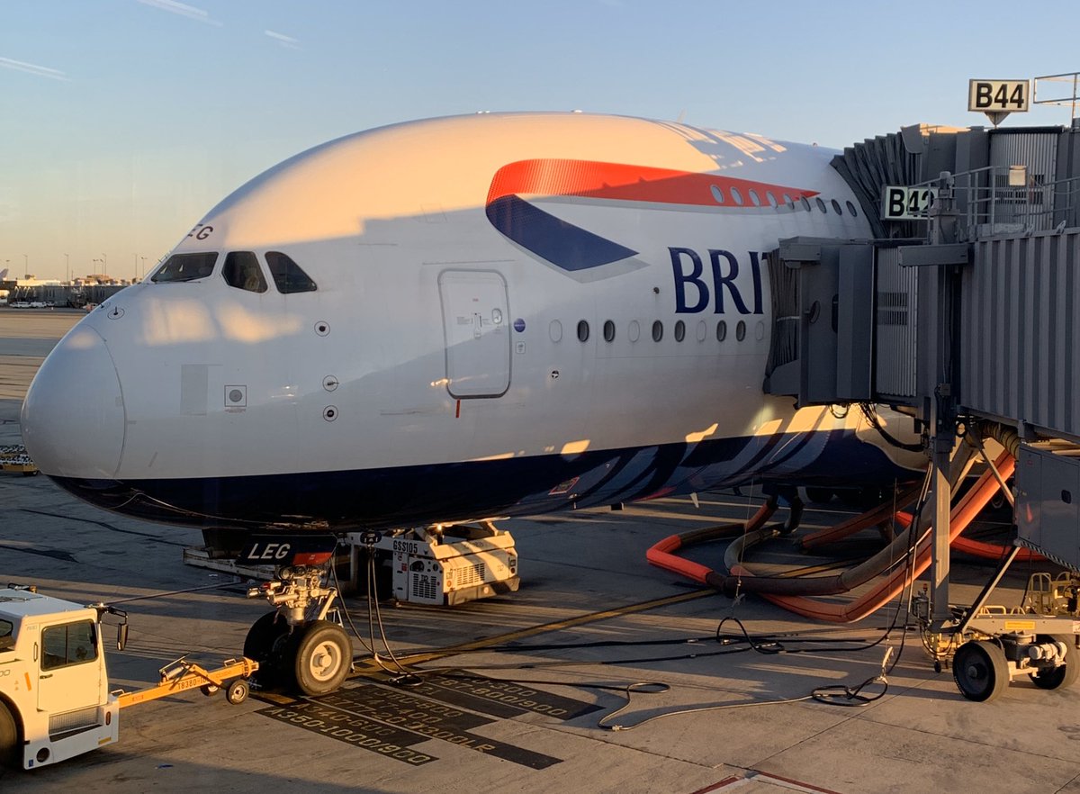 flybyday63's tweet image. After 24 hours in Washington we flew #back to London-LHR on G-XLEG &amp;amp; after 24 hours in London, #back to Washington on G-XLEK.
I love the mobile lounges to take you to immigration &amp;amp; baggage claim at IAD Airport
#backtobacks #Airbus #A380 #mobilelounges #IAD