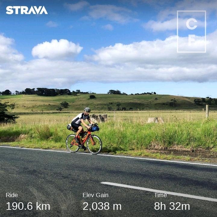 190 km from Apollo Bay to Port Fairy. #roadbiker #roadbikelover #roadbikelife #cycling #cyclinglife #cyclingshots #cyclingpic #cyclingday #bicyclelife #stravacycling #longdayinthesaddle #exploreaustralia #farmview strava.app.link/Jk7iyCAEm4