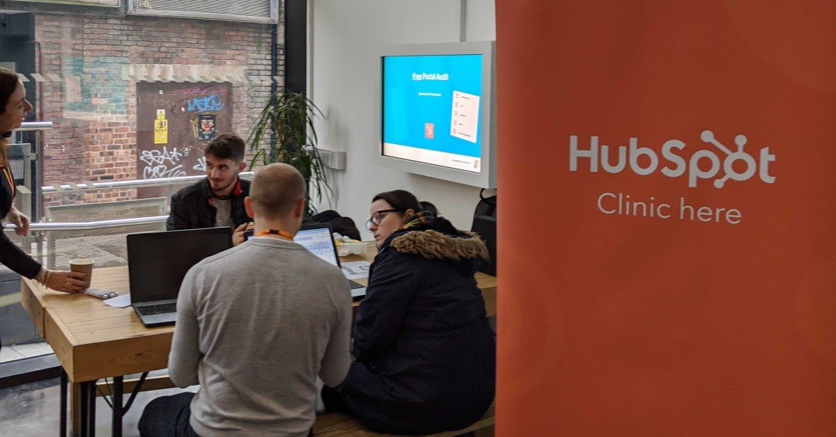 Prodo's tweet photo. At every Liverpool HubSpot User Group, we host a special Clinic for one-to-one advice - it’s the perfect opportunity for hands-on learning! Sign up now: https://t.co/OeXcdJ3Y76✌️◀️ #hubspot #growbetter #hubspotusers #liverpoolhug #marketingevent #liverpoolevents #networking https://t.co/lud0Y8xY5k