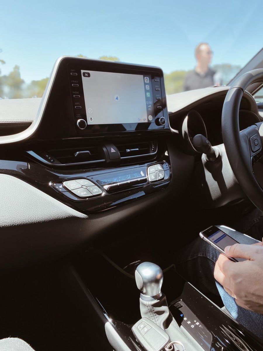 khuleonwheels's tweet photo. Touch down in George, Western Cape where we are driving the refreshed @ToyotaSA CH-R. The 1,2 liter turbopetrol engine with 85 kW and 185 Nm soldiers on in the range. It’s paired with a 6-speed manual or a CVT transmission. 📸 @HarmonixEnt 

#DriveConnected https://t.co/kWFawqpBEL