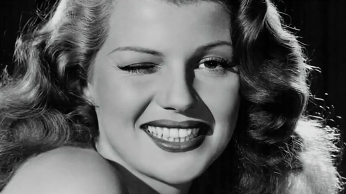 Pablo Ivan Fernandez na Twitteru: &quot;Margarita Carmen Cansino Hayworth llegó a ser considerada la mujer más bella del mundo en la década los 40 del siglo XX, fue la gran diva de