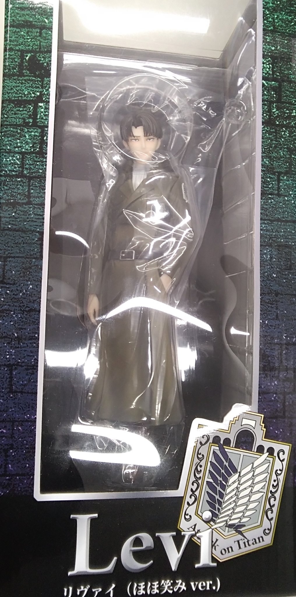 最終値下げ❣️USJ限定 進撃の巨人 リヴァイ フィギュアほほ笑みver.