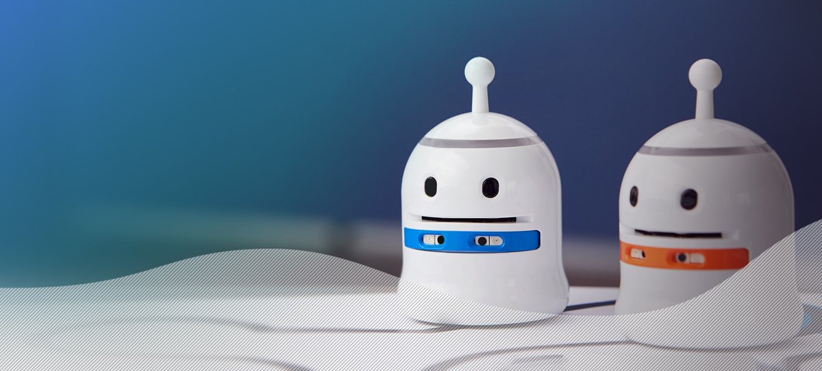 Complubot tweet media