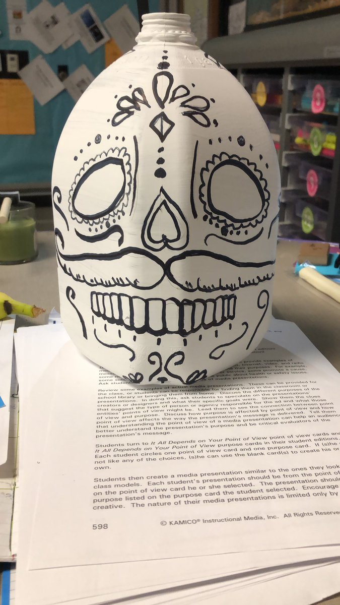 Camey Elementary 4th grade Dual Language ready to collect money for our 5th grade friends!
