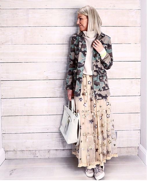 @theturquoiseflamingo (Sammy Duder) looking fabulous wearing our Variegrated Rib Turtleneck..
-
uk.duffyny.com/collections/sh…
-
#fashioninfluencer #influencers #tuesdaystyle #duffyuk #duffyny