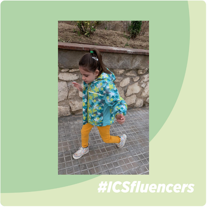 icscat's tweet photo. #ICSfluencers família Rafecas Parés: "Des de l'associació #loverare i del nostre web https://t.co/qCPXXzxjq2 lluitem perquè malalties com la de la Martina, l'homocistinúria amb acidúria metilmalònica, i la discapacitat vagin unides amb la inclusió i la convivència" #S41LR https://t.co/pRRvCPUv7T