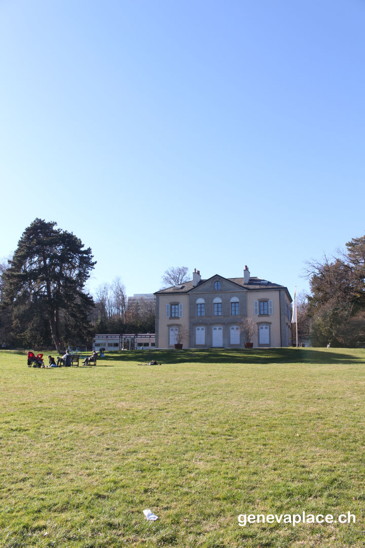 genevaplacech's tweet photo. genevaplacech Espace de repos et de détente au jardin botanique
Зона отдыха и релаксации в ботаническом саду
वनस्पति उद्यान में आराम और विश्राम क्षेत्र
#garden #flowers #botanical #geneva #zoo #posttenebraslux #postenebras https://t.co/FFYNZBhvr8