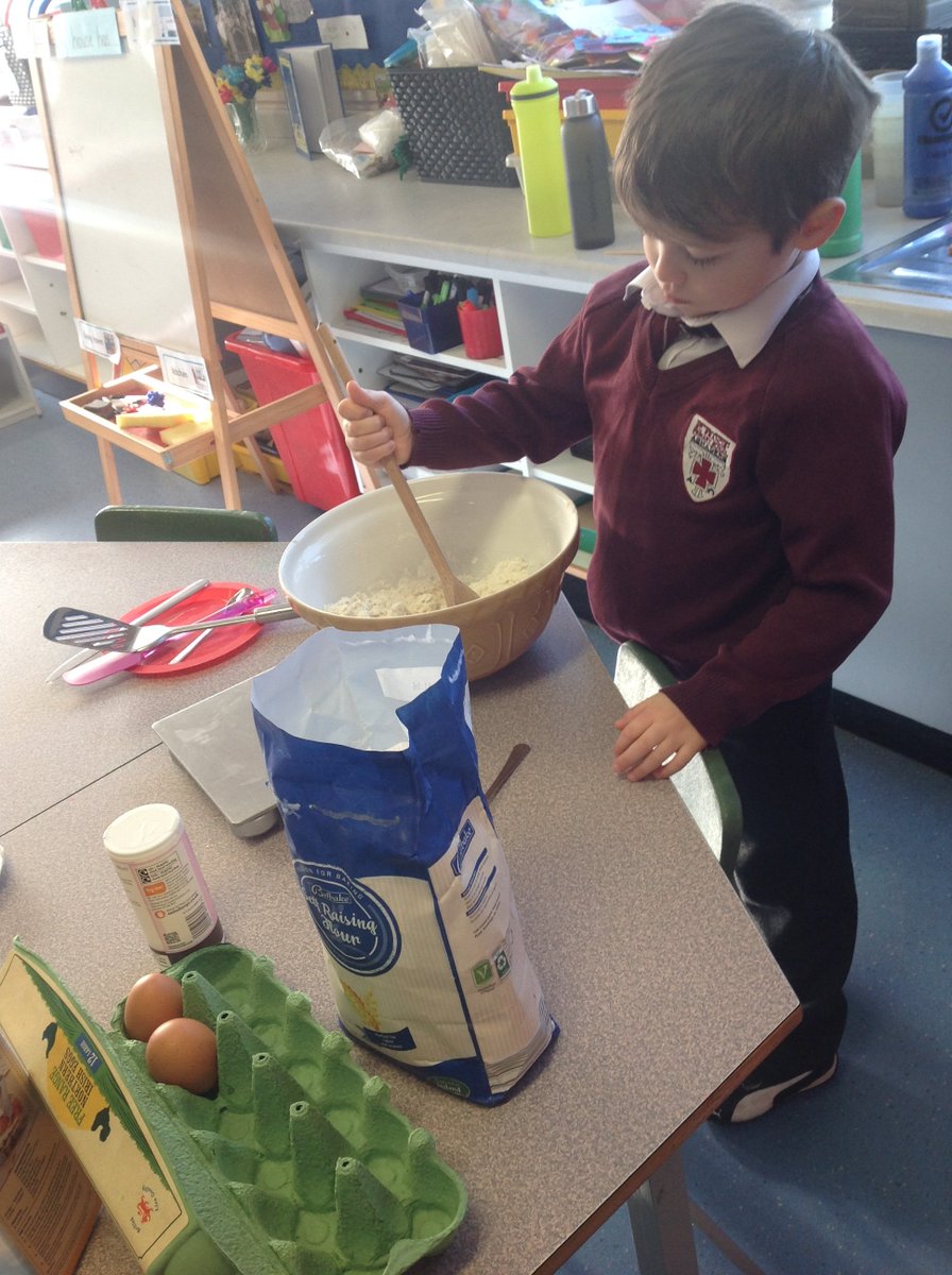stfrancisp's tweet photo. P2 made their own pancakes today! They measured out and mixed all the ingredients, then sampled them to see how tasty they were!!! https://t.co/kaJ5dSvugT