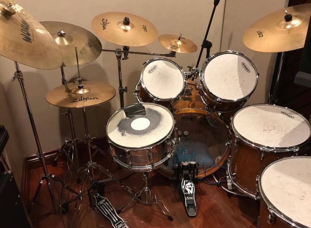 Looking for drum lessons? Call (833) JZ-MUSIC for lessons today!
.
.
.
.
#bocamusicstudio #bocamusicians #recordingstudio #bocarecordingstudio
#voicelessons #vocallessons #musiclessons #musicengineer #onlinevocalcoach #drummer #drums #drumlessons #drumplayer #drumsdaily✔️