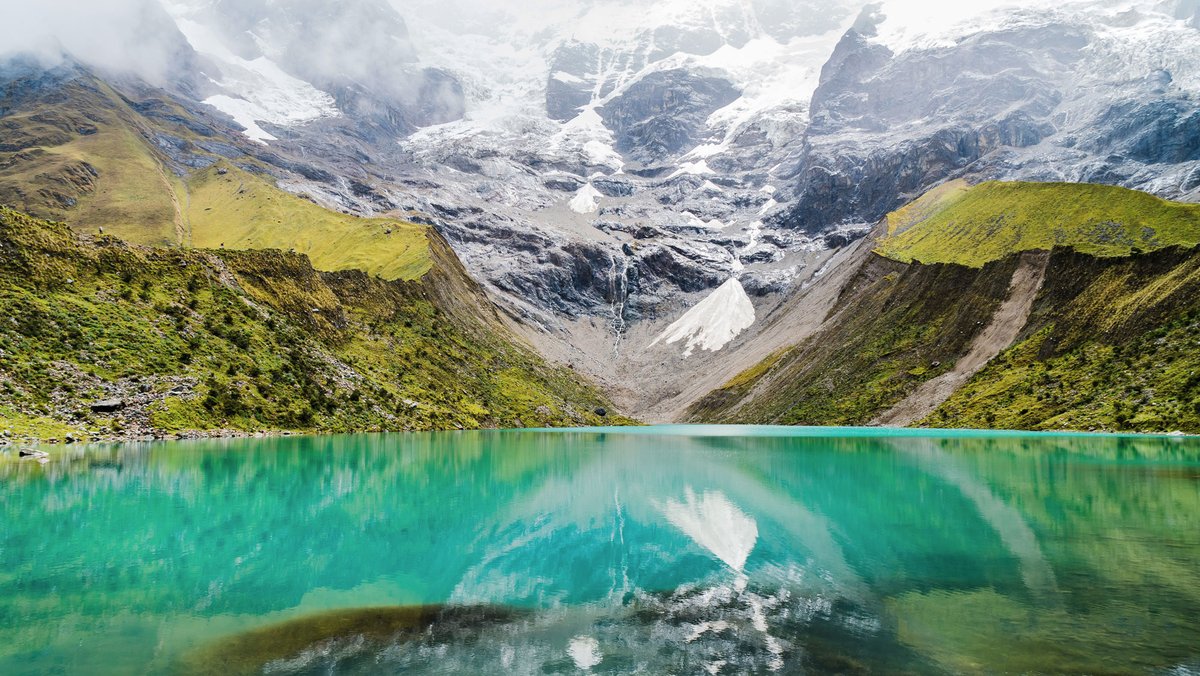 HackPacking_'s tweet photo. This is Lake Huamantay, located at Cusco, Peru. 💧 It is thought that the Laguna was a sacred area for the Inka civilization. Even today, the lake is a mystical place, often visited by spiritual travelers. Now, it’s a HackPacking destination📍

#SustainableTravel #RentDontShop https://t.co/jCD6KH8EBE