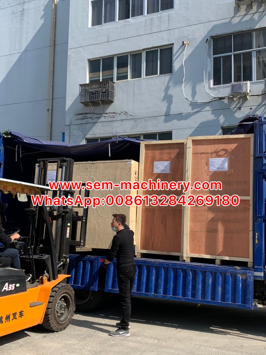 MachinerySem's tweet image. First lot goods delivered out today since all workers back to production . #Automatic liquid packing machine and labeling machine . Whole liquid packing line . WhatsApp:0086 132 8426 9180 mail:carrie@sem-machine.com 
#packingmachine #liquidpacking
