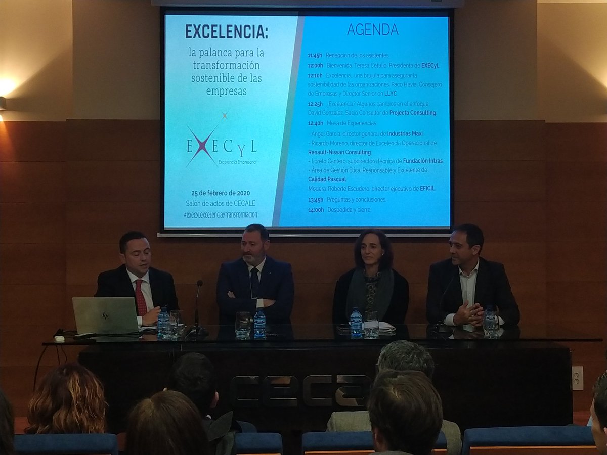 execyl's tweet photo. 🔝🔝 Gran mesa de #Experiencias:
Ángel García, DG de @INDUSTRIASMAXI
Ricardo Moreno, director de Excelencia Operacional de @rnconsulting_es
Loreto Cantero, responsable de Calidad de @fintras
Modera: Roberto Escudero, socio fundador de @EFICIL
#execylexcelenciaytransformacion https://t.co/G4N5b3A18z