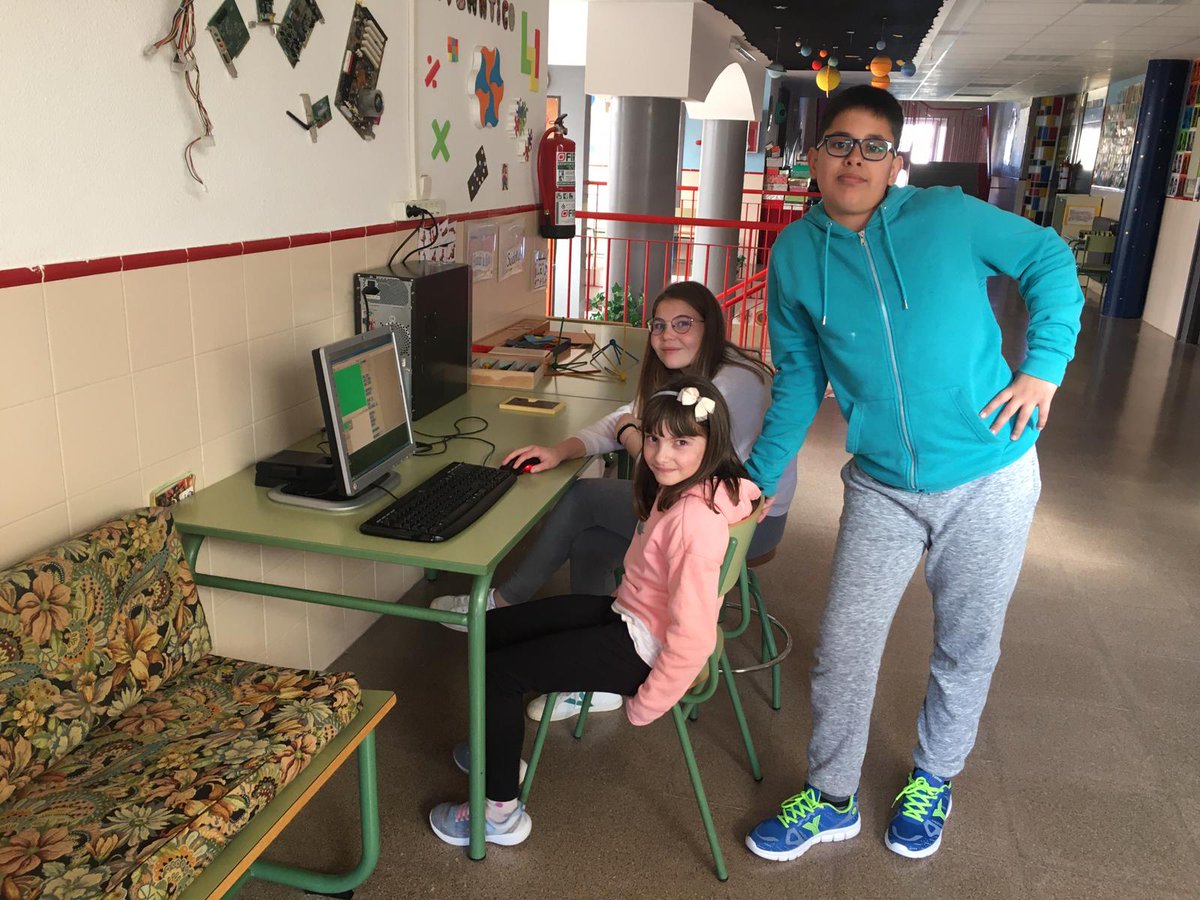 Nuestr@s compañer@s en el CRIET Calamocha. <a href="/EscRuralAragon/">Escuela Rural Aragón</a>