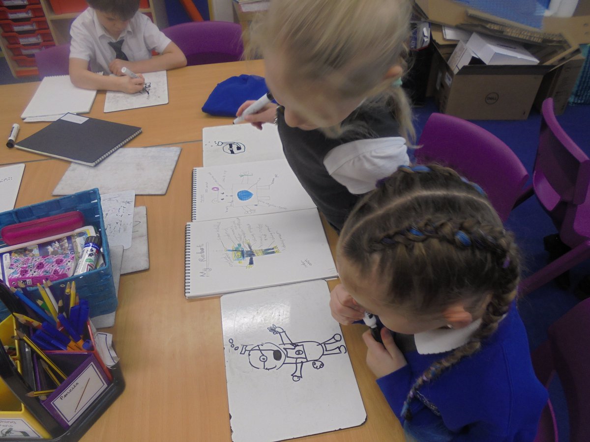 stpeters_y3's tweet photo. We had a fantastic day designing and building our robots! #newtermnewtopic https://t.co/yIbvWHm8lD