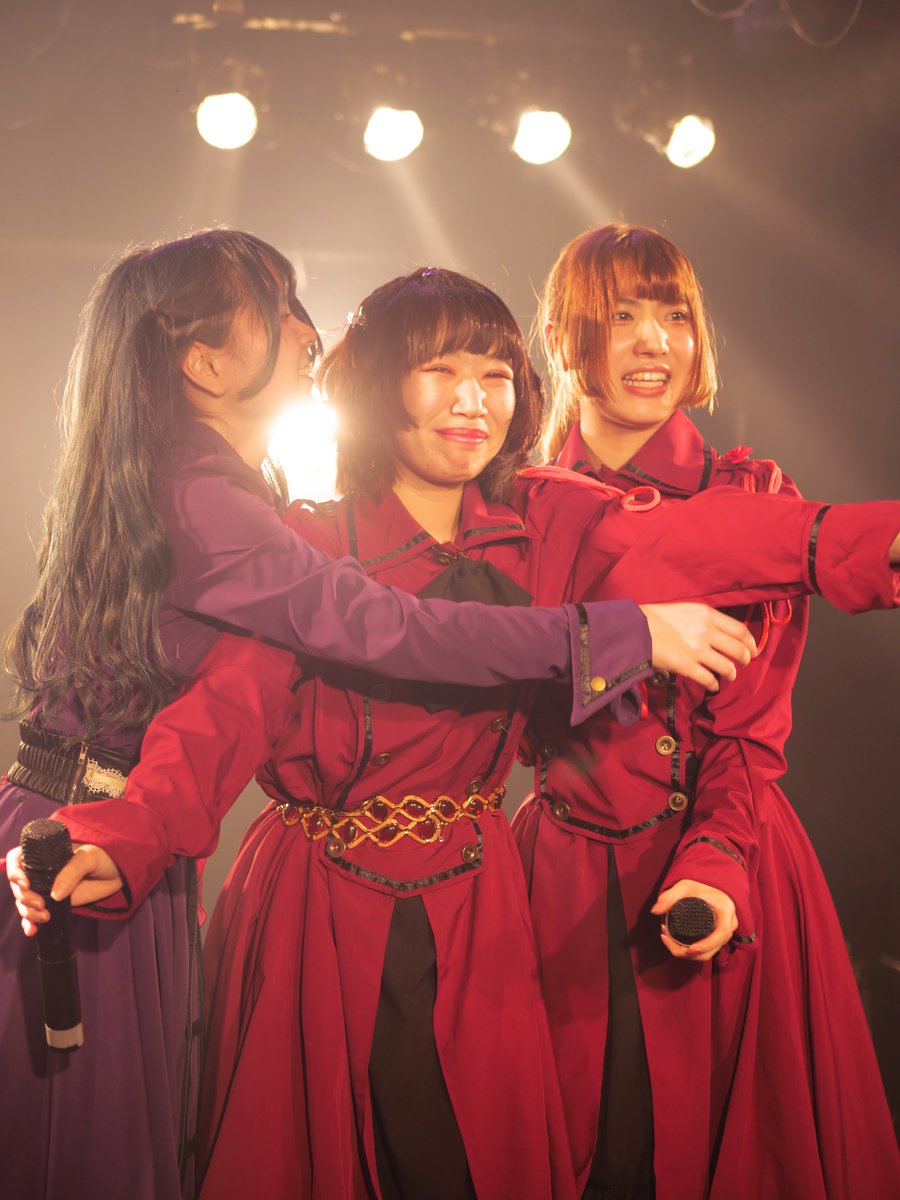 kunikuni1972's tweet photo. Candy Cross
田島 莉奈、小鳥遊朱寿(たかなし すず)、呪(の様)
2020 2.16 DOL in WOW! SPECIAL
きみわずらいの��ストで抱き合う時です。メンバーの仲の良さが出てて大好き。
#CandyCross #キャンクロ #田島莉奈 #りなちゃ #小鳥遊朱寿 #すずちゃ #NOHAWK #ノーホーク #呪 #の様 #のろい https://t.co/BjKrI3YNVp