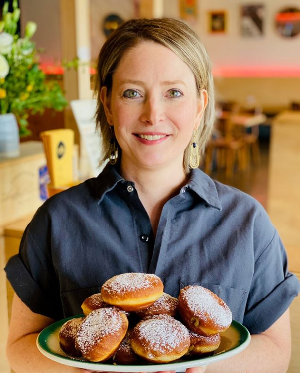 Vancouver_USA's tweet photo. Get in the spirit of #MardiGras with these specialty doughnuts from @treatvancouver or #paczki from @RallyPizza! 🍩 

#DiscoverVanUSA #FatTuesday #PaczkiDay https://t.co/YCXnKXuwNW
