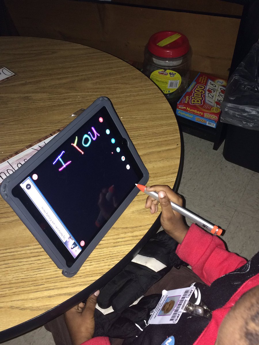 Using the Joy Doodle app to write our heart ♥️ words for this week. Lots of style choices.