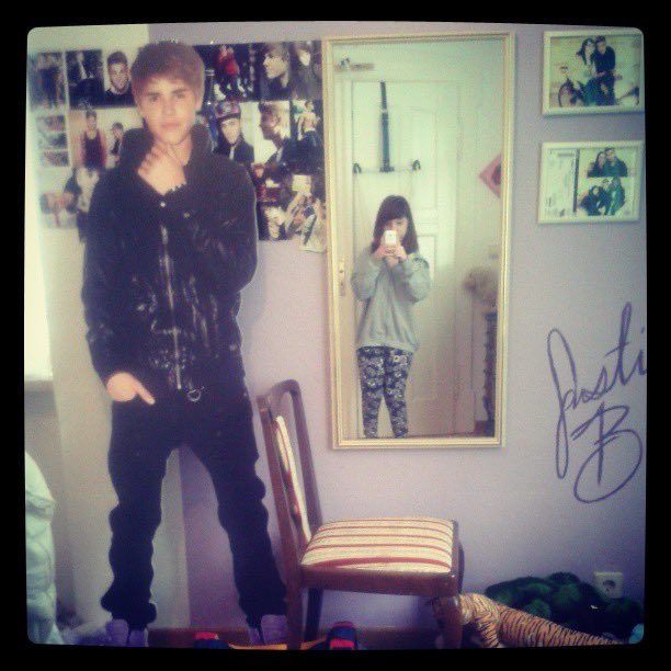 mccannssidehoe's tweet photo. #tb from 2011-2013 eye.... #JustinBieberSeasons #seasons #ChangesforJustin https://t.co/ZrpvH9yk4p