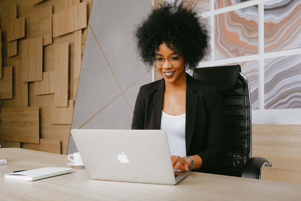 VizionsCon's tweet photo. Transitioning From Entrepreneurial Business To Company: Why You Need Leadership Development Now by @jenlongmore https://t.co/z8CIM1etin via @MelissaOnline https://t.co/zhmRPfbiFd