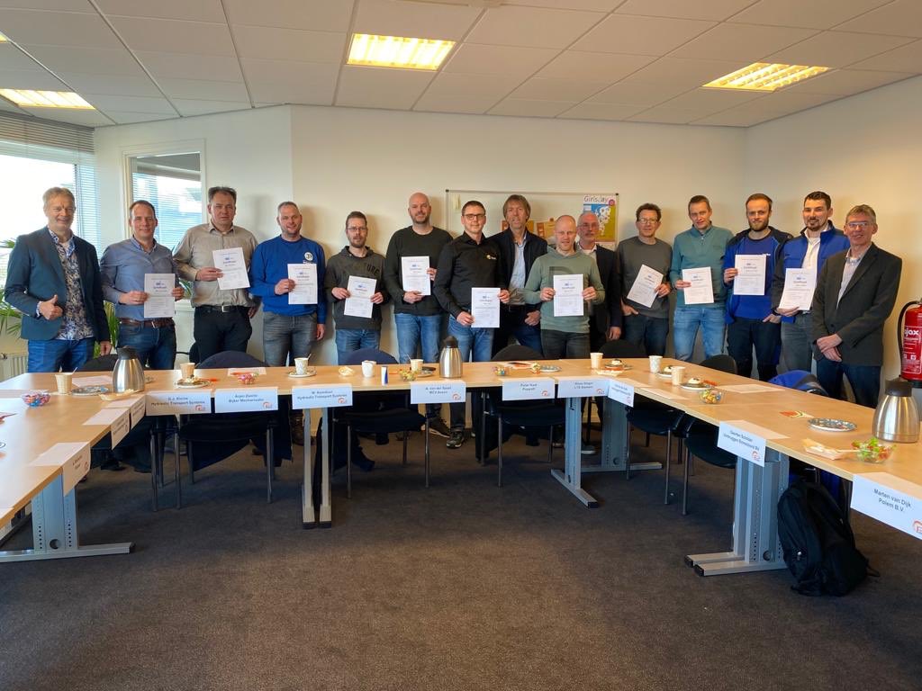 Te gast bij Polem in Lemmer voor de uitreiking van de certificaten voor praktijkopleiders die het professionaliseringstraject OOM-S-BB hebben gevolgd. Wil je ook een nog betere praktijkopleider worden? De volgende cursus op start op 6 en 13 mei. Zie oom.nl/activiteiten.