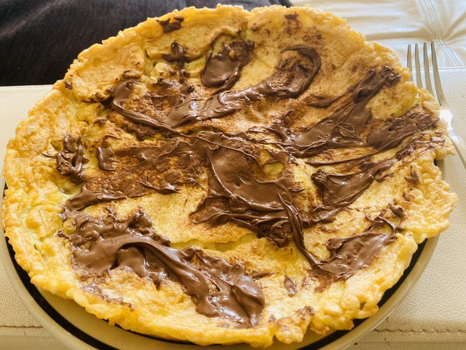 Left or right? 😜 #TittyTuesday #PancakeDay 🥞💩 https://t.co/tp394yMR7J<a href="/tag/tittytuesday"class="tags">#TittyTuesday</a><a href="/tag/pancakeday"class="tags">#PancakeDay</a>