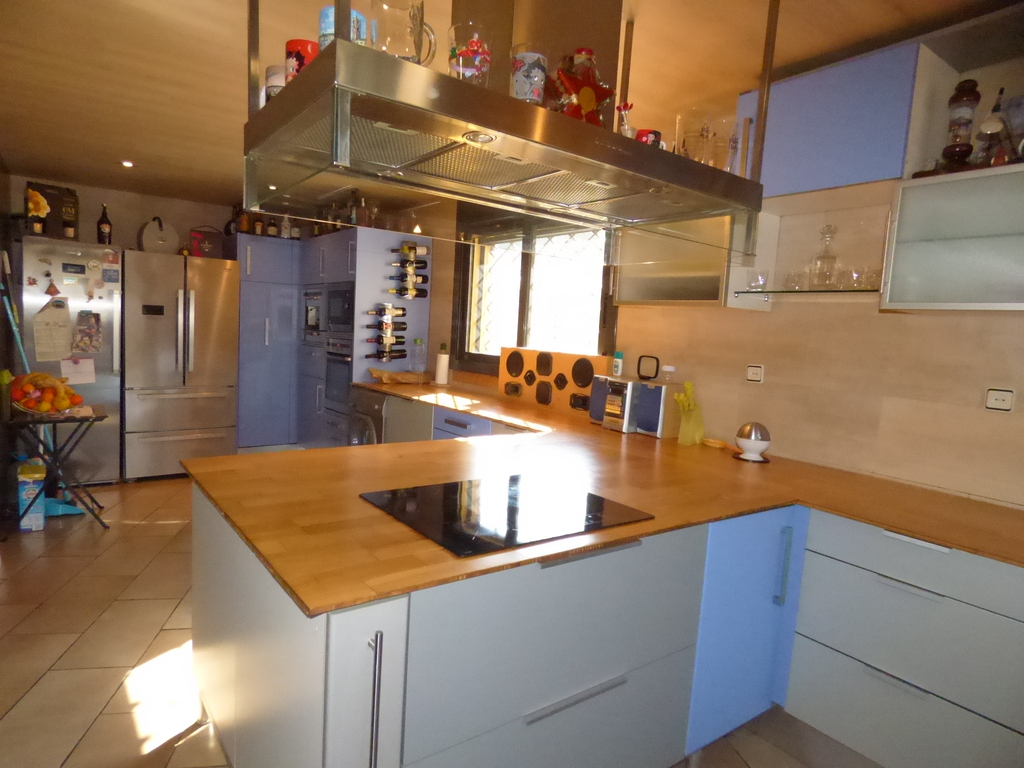 FinquesQuim's tweet image. Casa grande en la urbanización Niagara Park de Tordera. La casa se reformo en 2006 y dispone de 1000 de parcela. ¡Venir a verla, os encantara! mas informacion de la ref: C0521 aqui 👉   qoo.ly/34jtxe
❤ Finquesquim.com ☎ 937613265-661406521