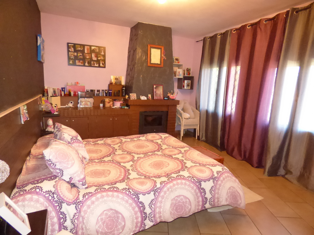 FinquesQuim's tweet image. Casa grande en la urbanización Niagara Park de Tordera. La casa se reformo en 2006 y dispone de 1000 de parcela. ¡Venir a verla, os encantara! mas informacion de la ref: C0521 aqui 👉   qoo.ly/34jtxe
❤ Finquesquim.com ☎ 937613265-661406521