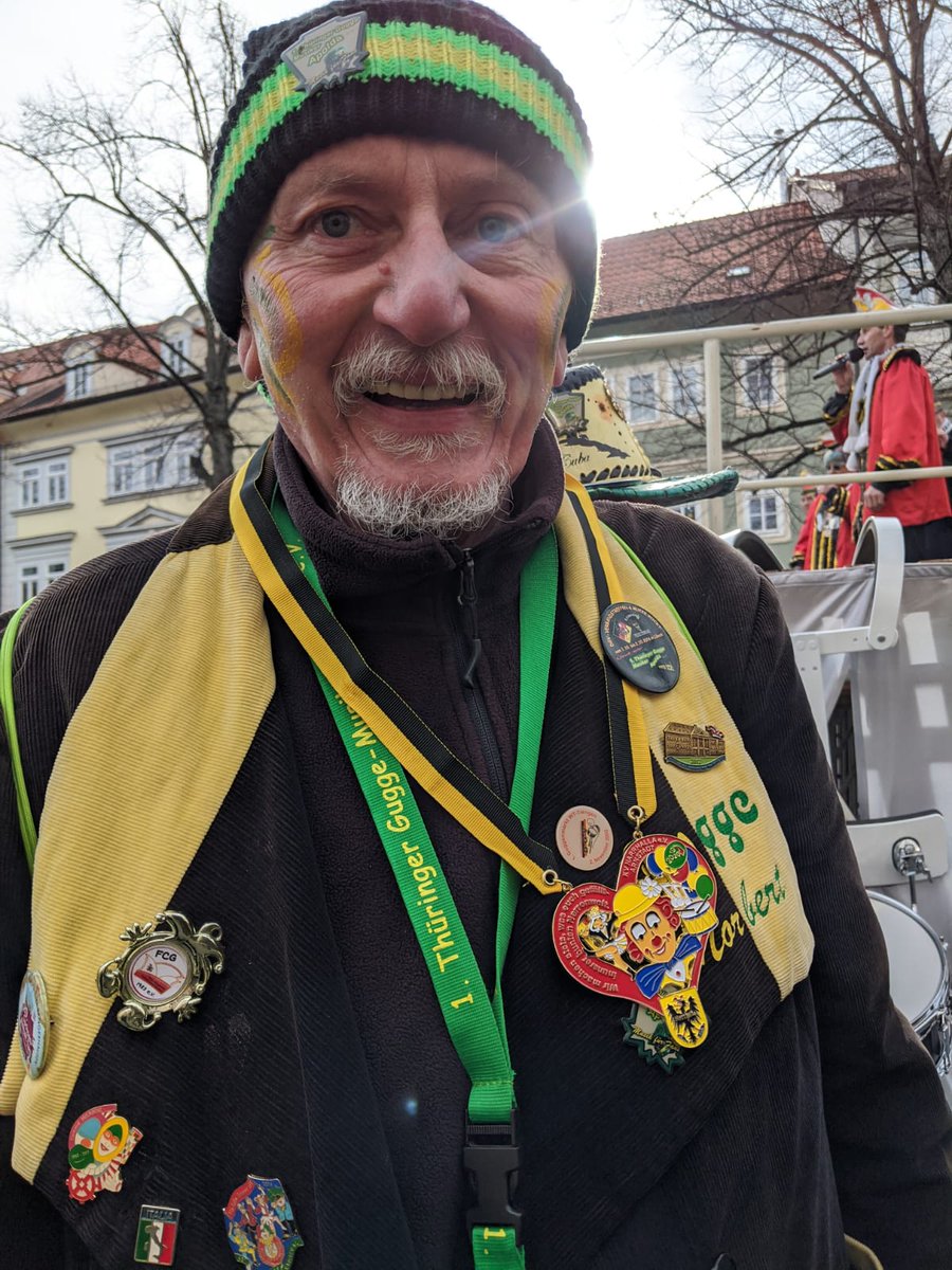 1ThGuggen's tweet photo. Fasching in Arnstadt... Ein toller Festumzug am letzten Samstag und das Publikum feierte mit uns anschließend auf dem Marktplatz... Ein tolles Event. #Karnevalsumzug #Fasching #Faschingsumzug https://t.co/47bx5MF2it