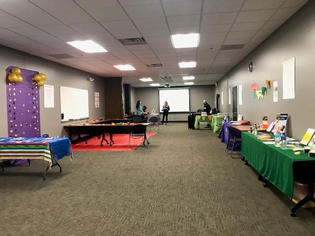 FamilyFutures's tweet photo. Our event for Children's Dental Health Month was a blast! We ❤️ connecting families to resources and helping kids learn healthy habits. 🦷

Thanks to West Michigan District Dental Society, @CherryHealth, @KC_OHC &amp; Exalta Health for donating dental health items for the event! https://t.co/2ycMLWz60q