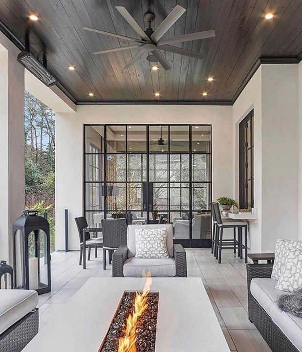 REMAXNEHouston's tweet photo. Such a beautiful covered porch! 😍 What do you think? https://t.co/LtHNEFnBAx https://t.co/r9EPan7vcI