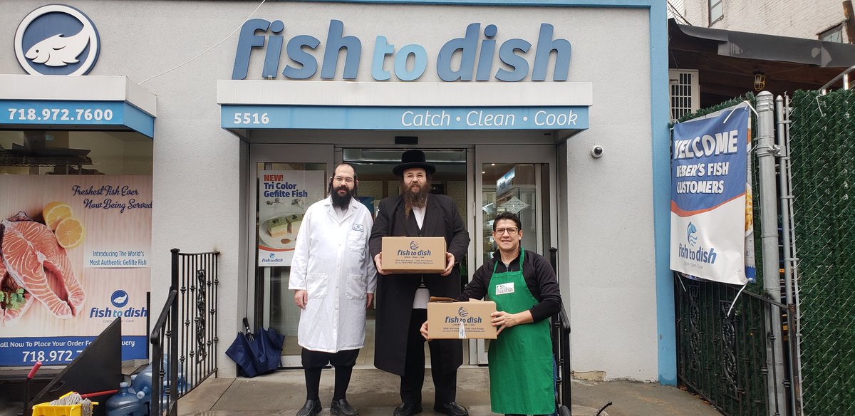 Masbia's tweet photo. It's #RoshChodesh Ador!
Sponsor #GefilteFish!
Read #Hamodia how #FishToDish in #BoroPark will double your impact. Every $5 donation will get #Masbia 2 loafs.
https://t.co/LlCWadHFoH
To donate click here: https://t.co/68qRf9vyKZ
#MasbiaCommunityPartners #tzedakah #KosherFood https://t.co/7Wu8D9t0GG
