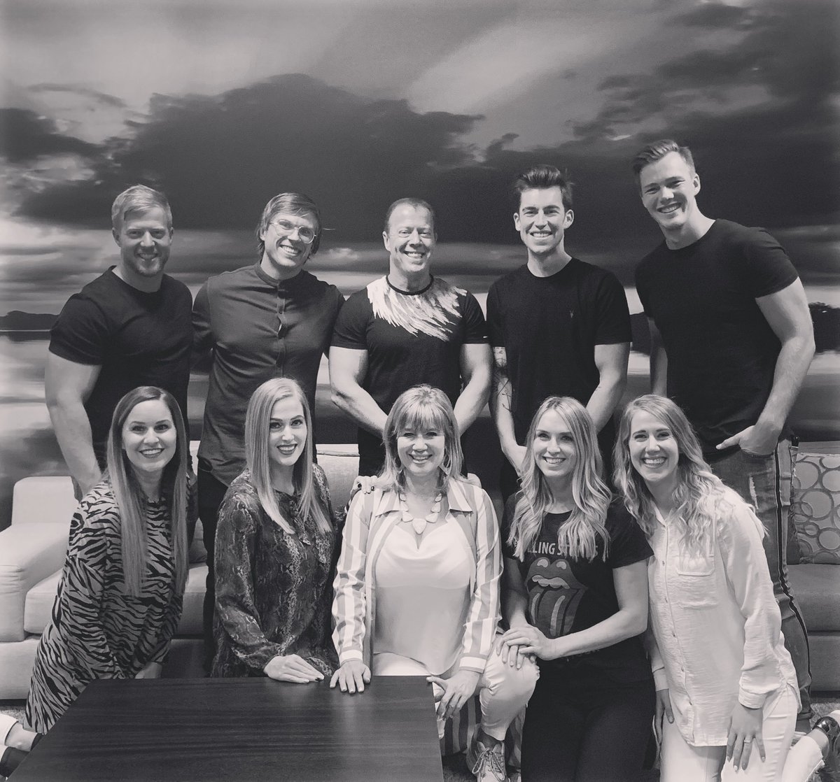 Was so good to have some of our American Family @christatreat and Ps @calebtreat with us this past Sunday in Pretoria!!! Christa looks like she could be our actual sister!!! We love the Treat family and we missed our other Sister @tashatheginge -hope to see you soon!!! #Funtimes