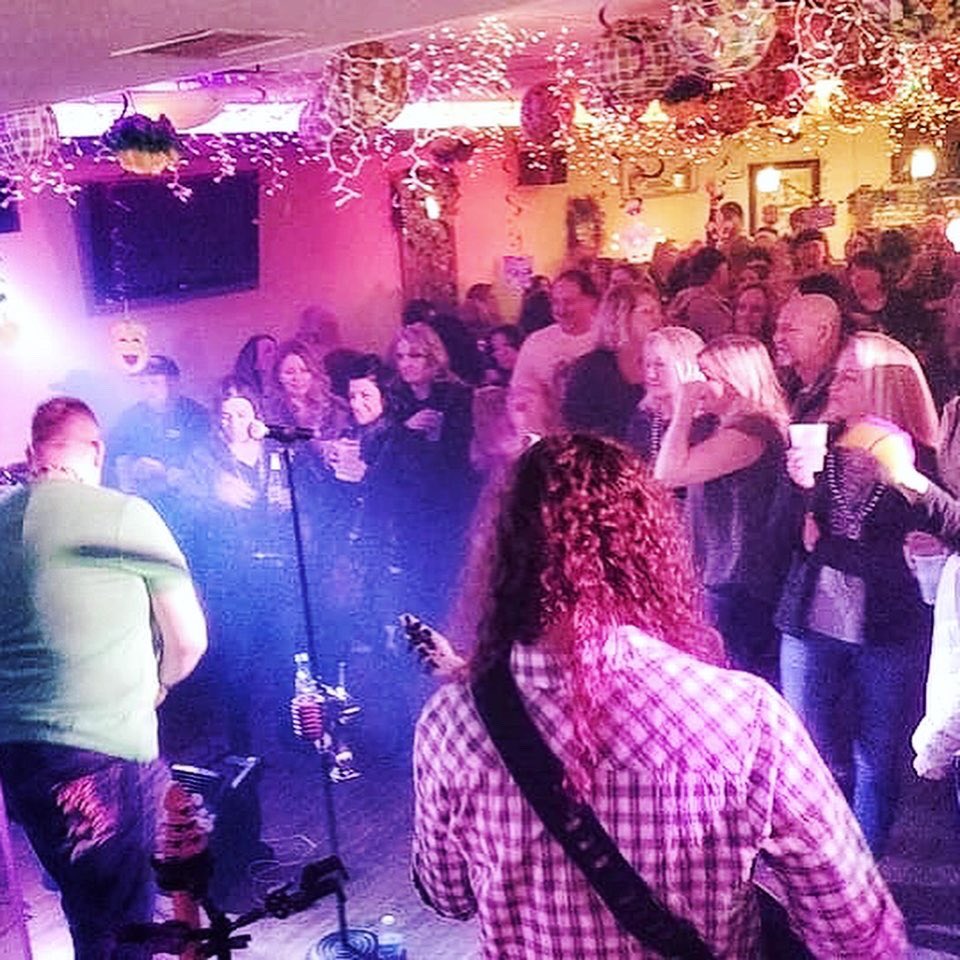 Thank you <a href="/JoesSaloon/">Joe's</a> for an amazing Mardi Gras at the Brookfield Trolley Crawl! The room was packed and dancin’...someone brought a conga line too. This is what fun looks like! #evilburrito #EvilBurriteaux