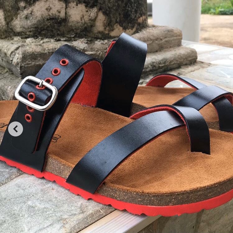 4rmGoldCoast's tweet photo. kindLy rt, my next customers may not be on your TL but their secret admirers prepping to shoot their shot with a befitting gift may. check out @sbniche across aLL sociaL media pLatforms😎 https://t.co/b5fZzbJpBp