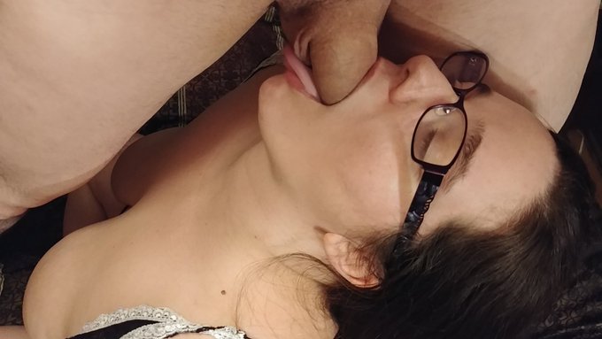 Like what you see retweet it. https://t.co/M9oyvRaGwU<a href="/tag/bbw"class="tags"><span>#bbw</span></a><a href="/tag/tittytuesday"class="tags"><span>#tittytuesday</span></a><a href="/tag/hornymommy"class="tags"><span>#hornymommy</span></a>