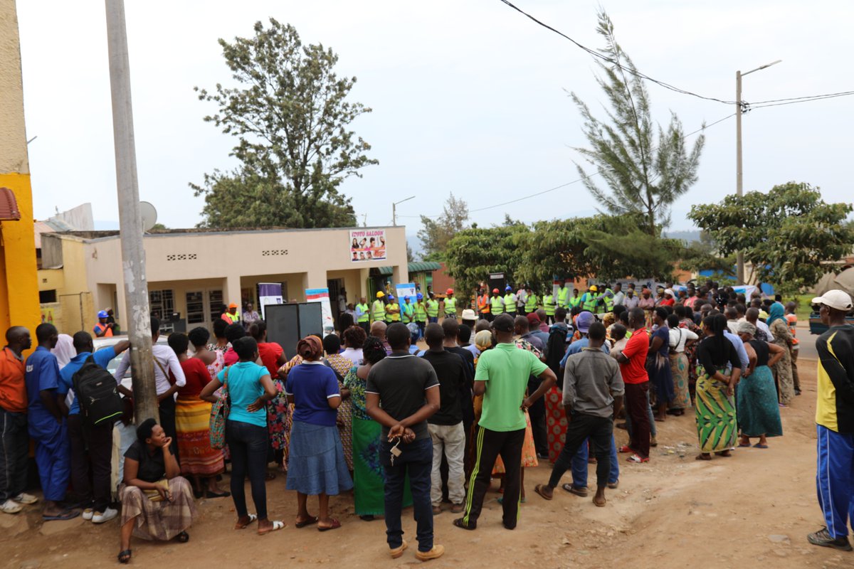 Kicukiro District (@kicukirodistr) on Twitter photo Hygiene and sanitation campaign extended to different markets and other public areas in Kicukiro District. Today, we availed Hand-washing facilities to vendors and businessmen/women of Zinia market as one of preventive measures against diseases. <a href="/CityofKigali/">City of Kigali</a> <a href="/RwandaHealth/">Ministry of Health | Rwanda</a> Hygiene and sanitation campaign extended to different markets and other public areas in Kicukiro District. Today, we availed Hand-washing facilities to vendors and businessmen/women of Zinia market as one of preventive measures against diseases. <a href="/CityofKigali/">City of Kigali</a> <a href="/RwandaHealth/">Ministry of Health | Rwanda</a>
