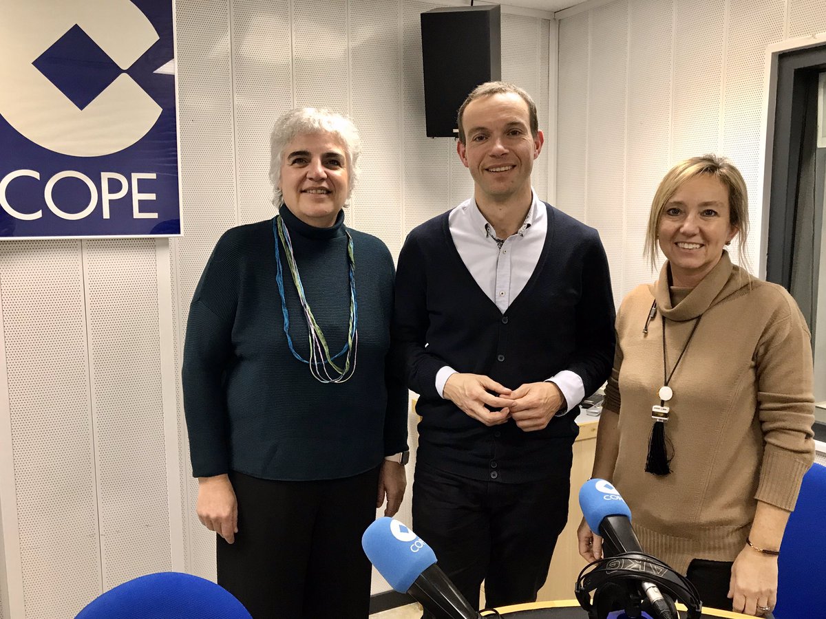 copelleida's tweet photo. #TertúliaDelsPolítics de @copelleida amb @carmevallslla @lleidapsc @JLOsorioF @Cs_Lleida i @mxandri73 @PP_LLEIDA - #MuseuMorera #PleFebrer https://t.co/YrnEtJImC0